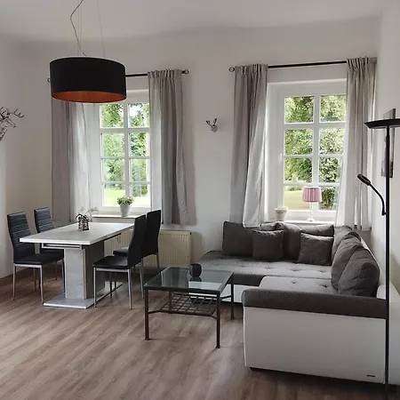 Gut Rottmannshagen Mecklenburgische Seenplatte * Jurgenstorf